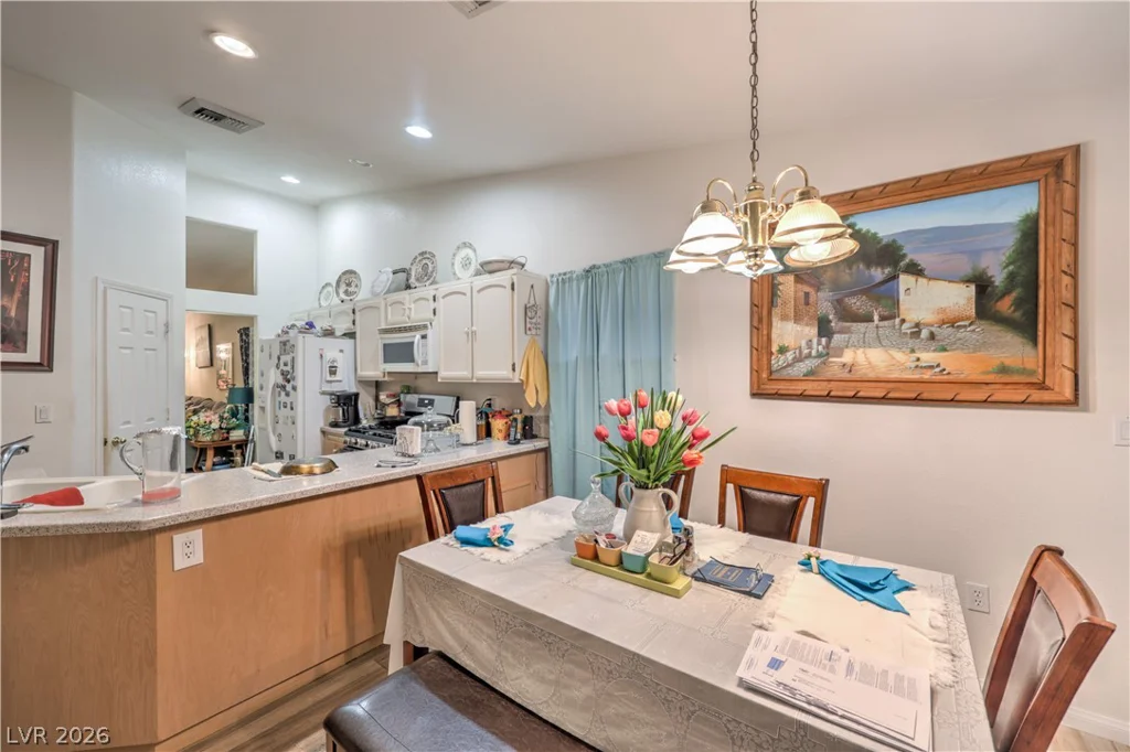 3829 Iverson, North Las Vegas, NV 89032