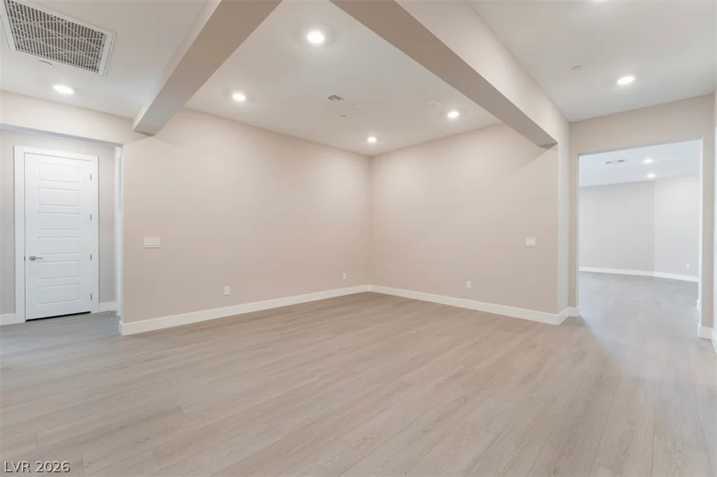 9128 Las Manaitas, Las Vegas, NV 89144