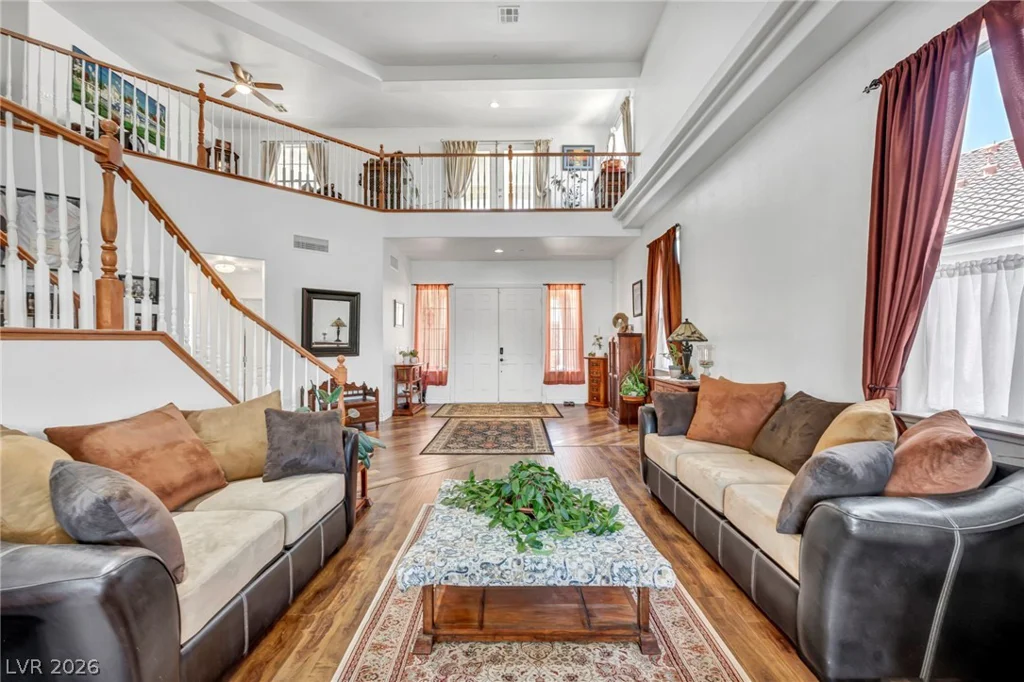 7008 Manzanares, North Las Vegas, NV 89084