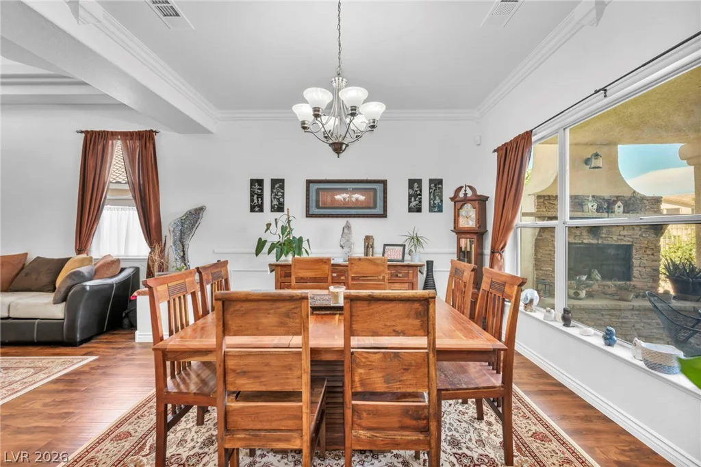 7008 Manzanares, North Las Vegas, NV 89084
