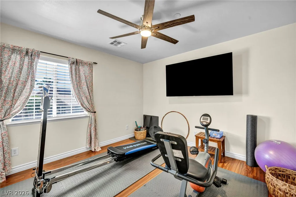 7008 Manzanares, North Las Vegas, NV 89084