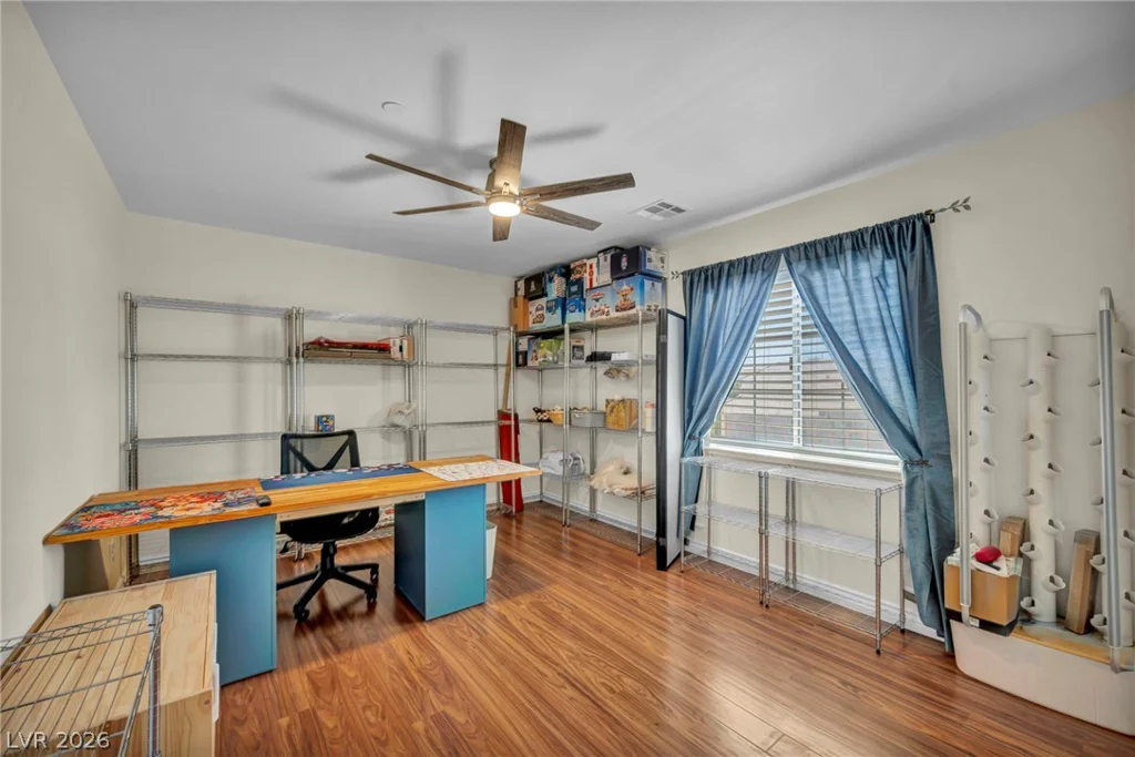 7008 Manzanares, North Las Vegas, NV 89084