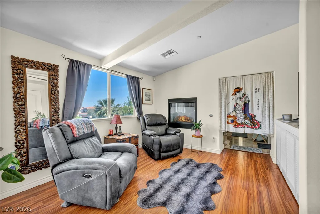 7008 Manzanares, North Las Vegas, NV 89084