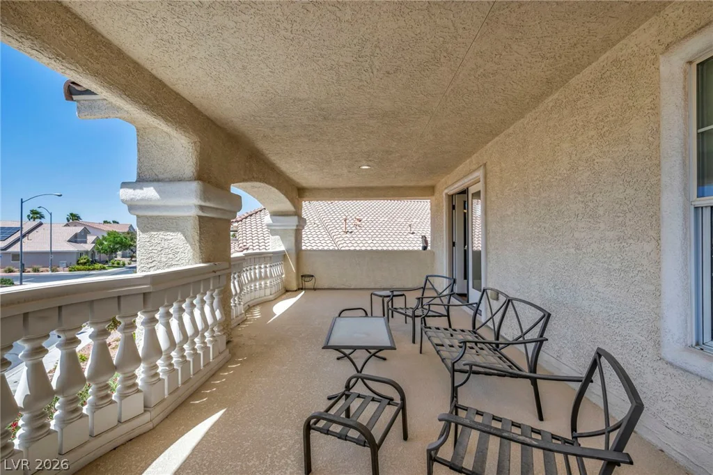 7008 Manzanares, North Las Vegas, NV 89084