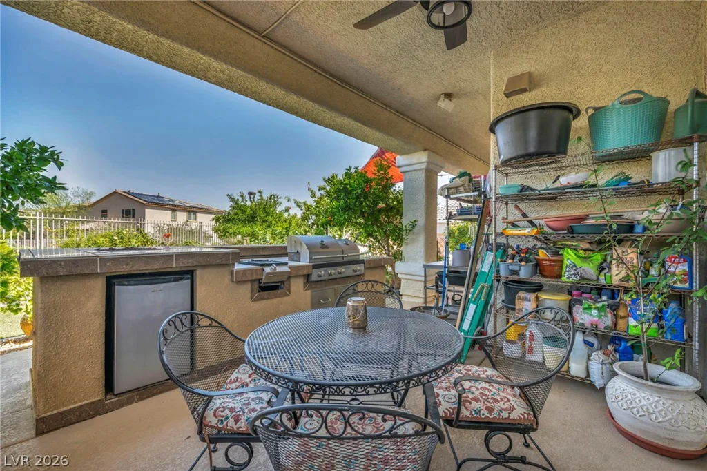 7008 Manzanares, North Las Vegas, NV 89084