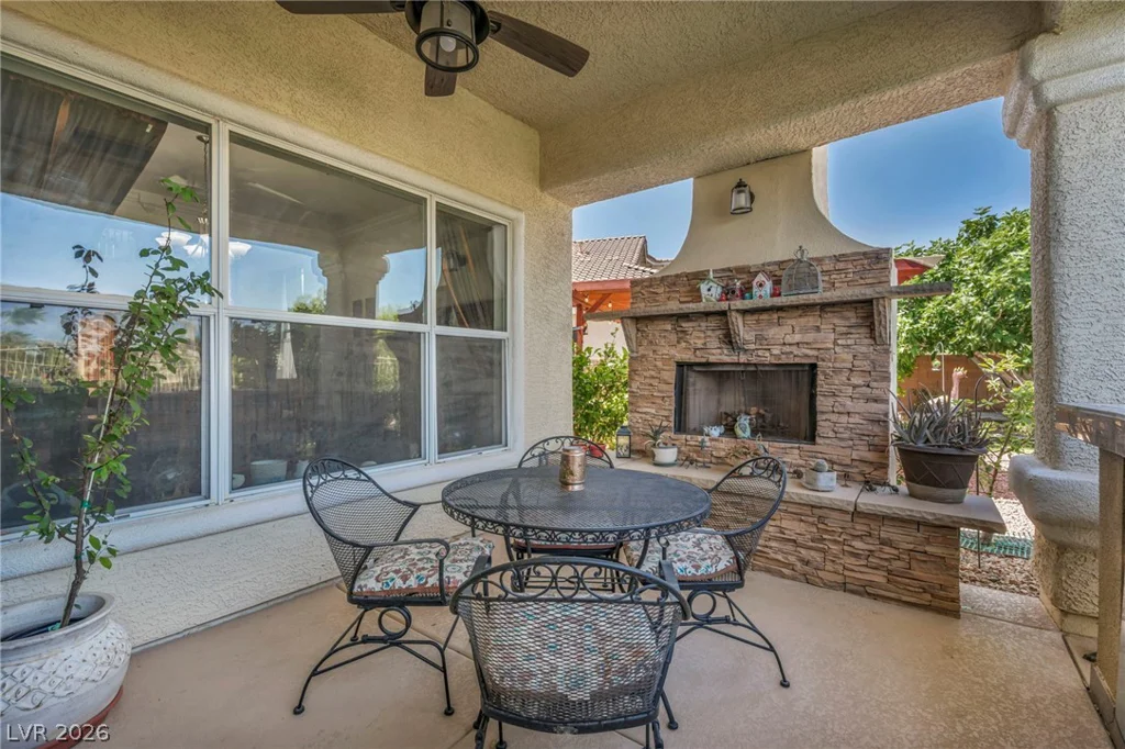 7008 Manzanares, North Las Vegas, NV 89084