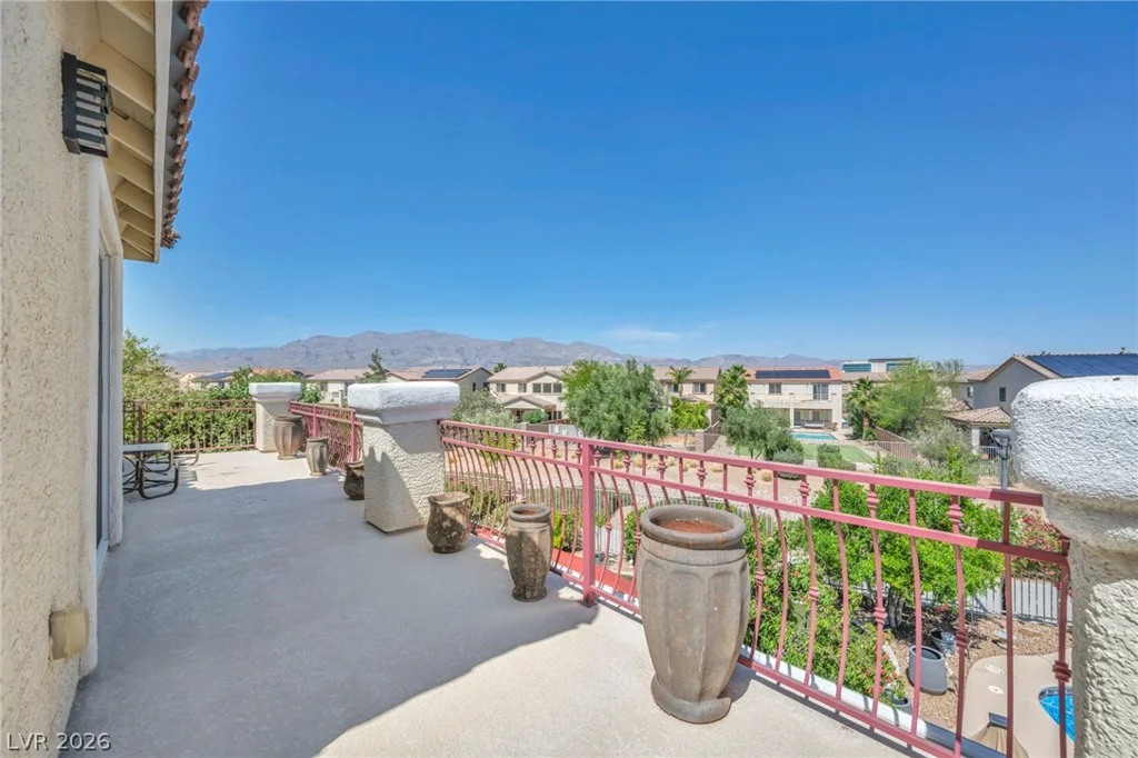 7008 Manzanares, North Las Vegas, NV 89084