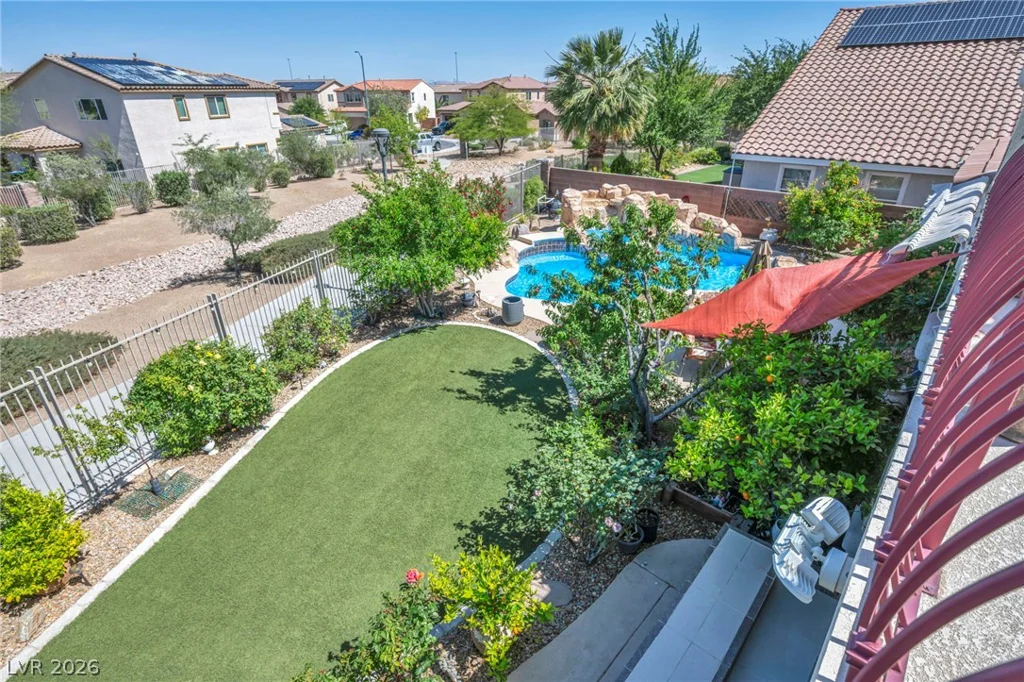 7008 Manzanares, North Las Vegas, NV 89084