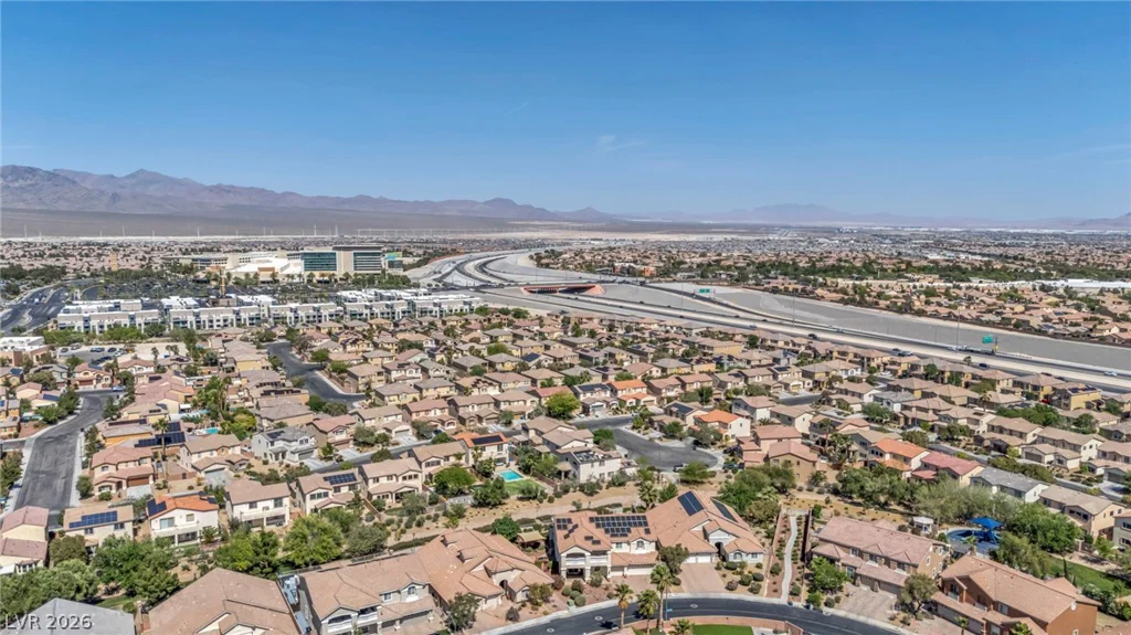 7008 Manzanares, North Las Vegas, NV 89084
