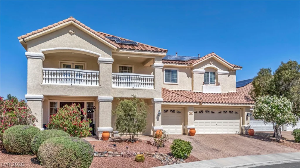 7008 Manzanares, North Las Vegas, NV 89084