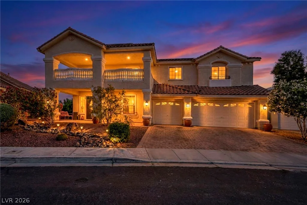 7008 Manzanares, North Las Vegas, NV 89084