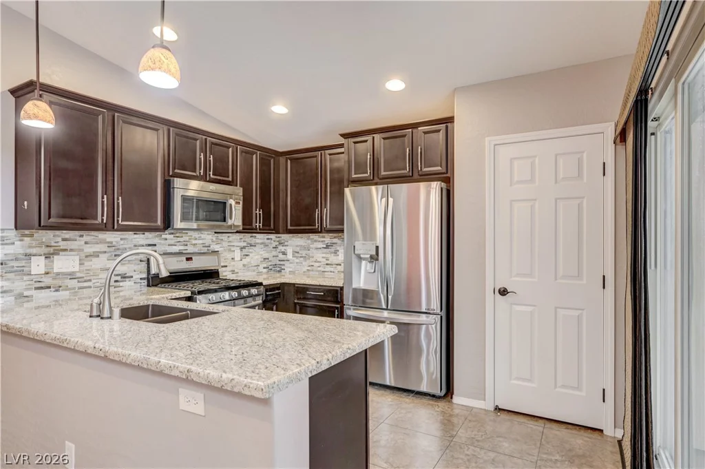 3741 Garnet Heights, North Las Vegas, NV 89081