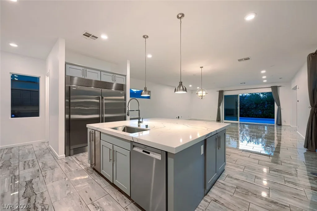 10334 Jade Gardens, Las Vegas, NV 89135