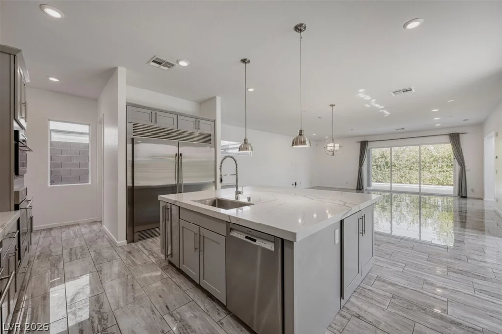 10334 Jade Gardens, Las Vegas, NV 89135