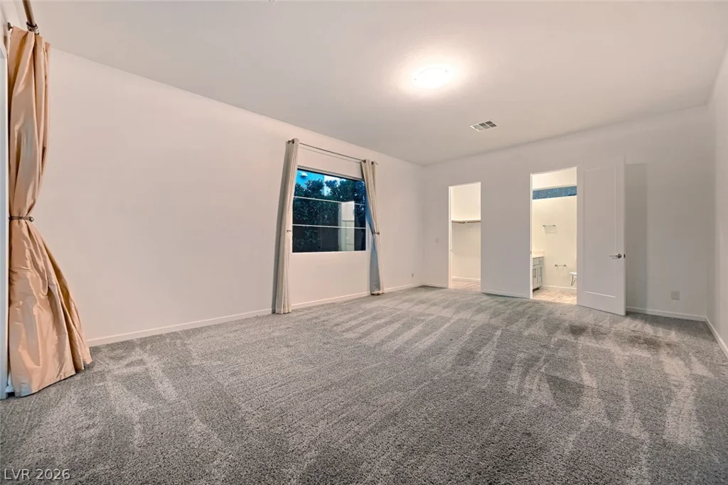 10334 Jade Gardens, Las Vegas, NV 89135
