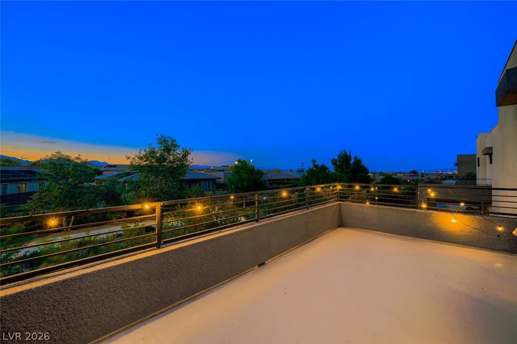 10334 Jade Gardens, Las Vegas, NV 89135