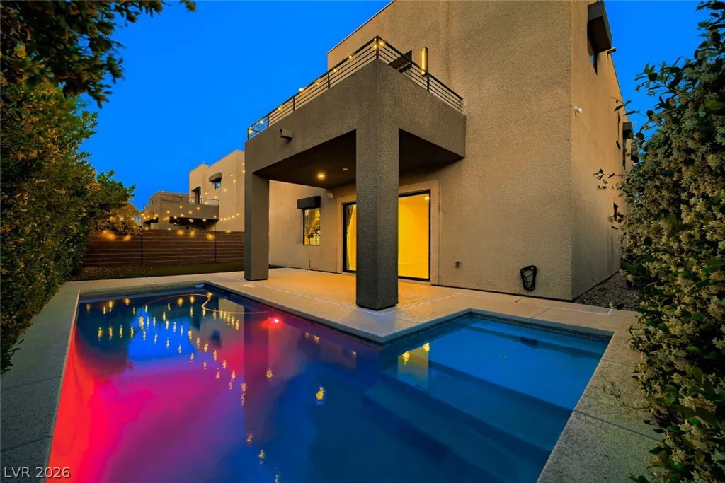 10334 Jade Gardens, Las Vegas, NV 89135