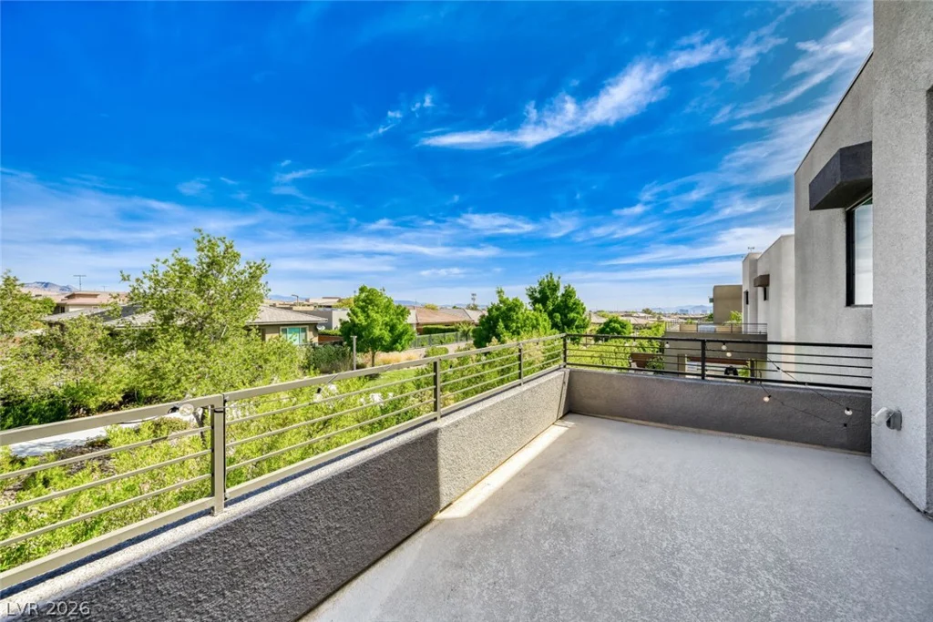 10334 Jade Gardens, Las Vegas, NV 89135