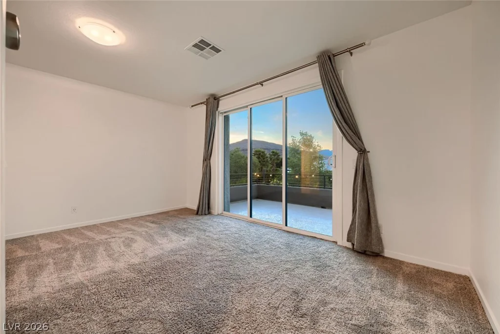 10334 Jade Gardens, Las Vegas, NV 89135