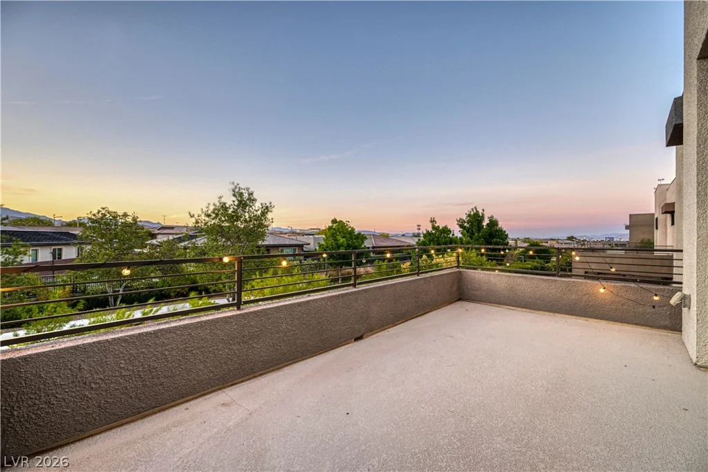 10334 Jade Gardens, Las Vegas, NV 89135