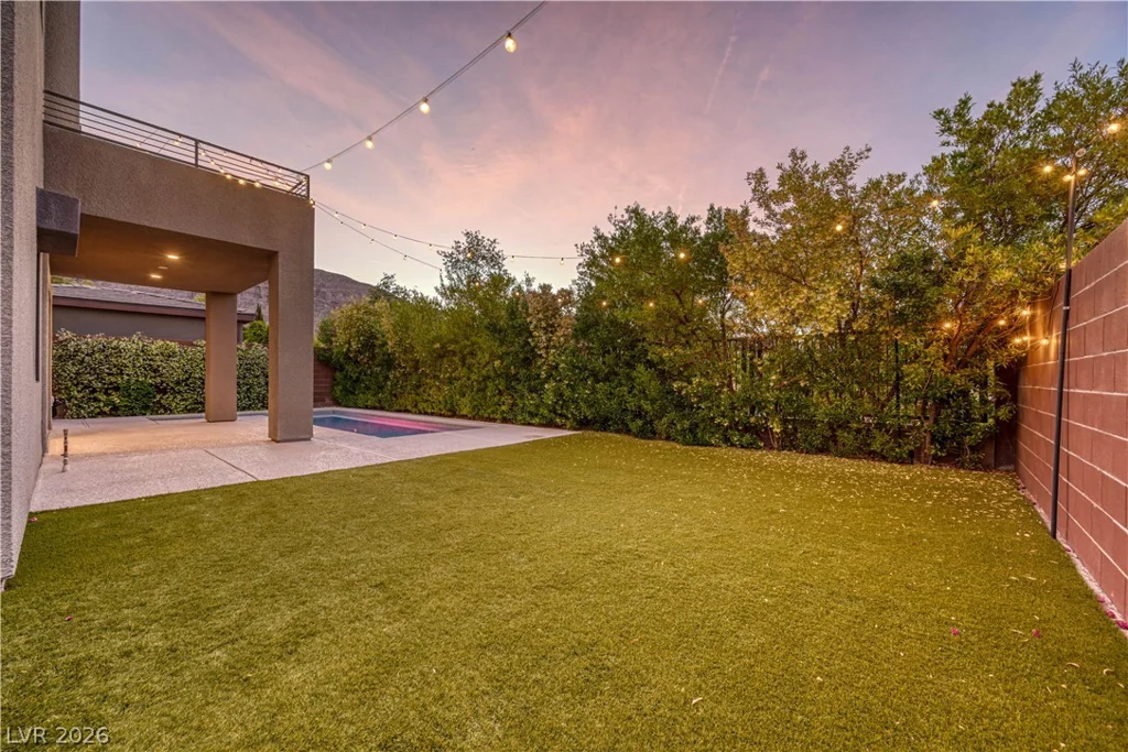 10334 Jade Gardens, Las Vegas, NV 89135