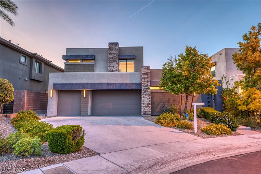 10334 Jade Gardens, Las Vegas, NV 89135
