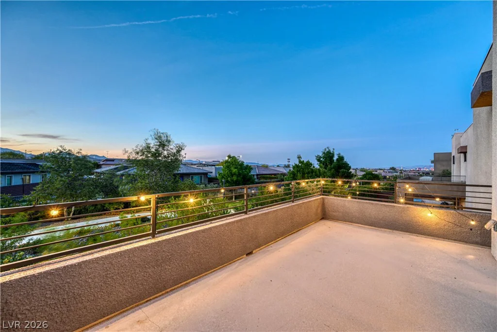10334 Jade Gardens, Las Vegas, NV 89135