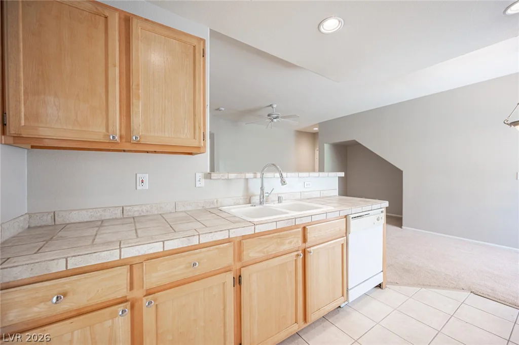 10211 Red Pueblo, Las Vegas, NV 89144
