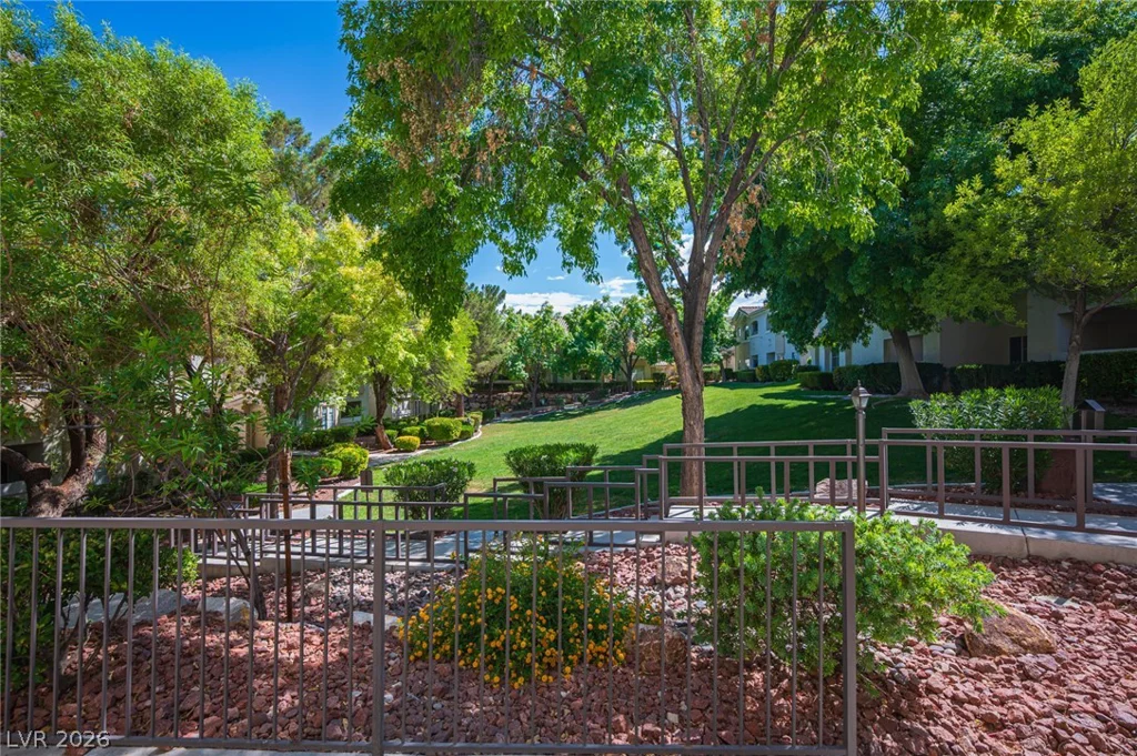 10211 Red Pueblo, Las Vegas, NV 89144