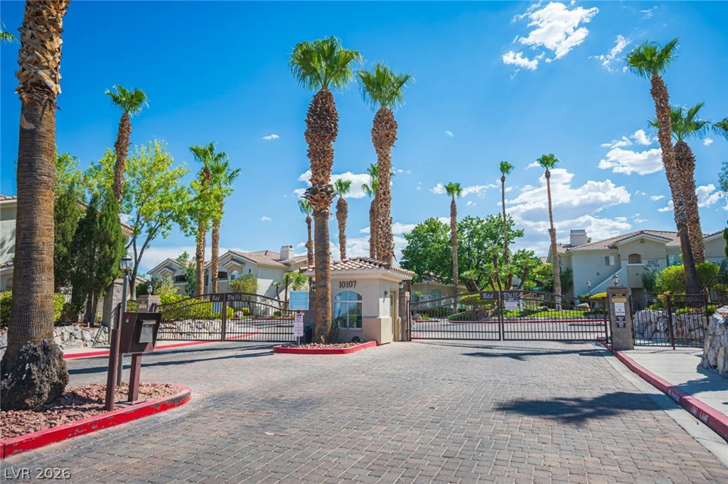 10211 Red Pueblo, Las Vegas, NV 89144