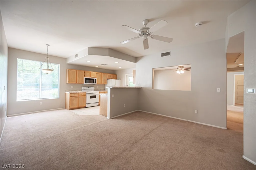 10211 Red Pueblo, Las Vegas, NV 89144