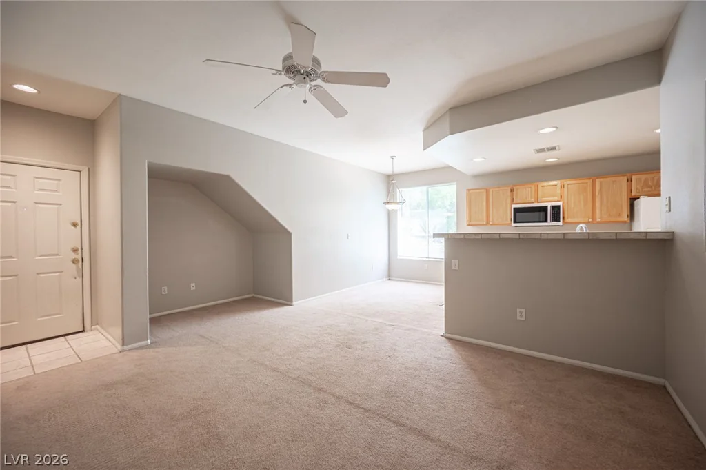 10211 Red Pueblo, Las Vegas, NV 89144