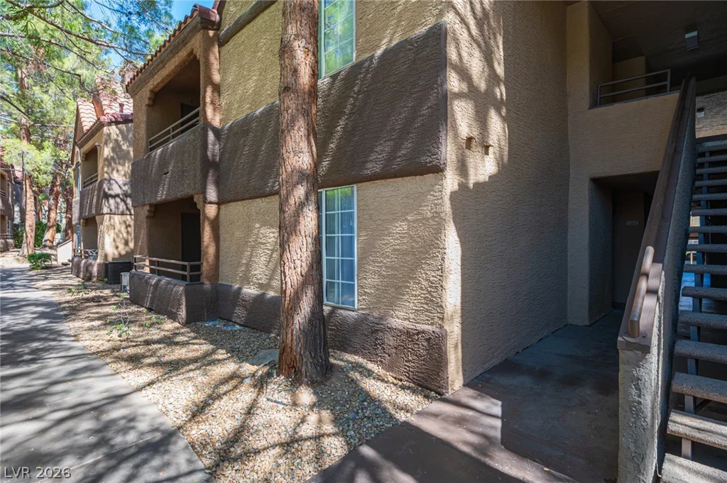 2200 Fort Apache, Las Vegas, NV 89117