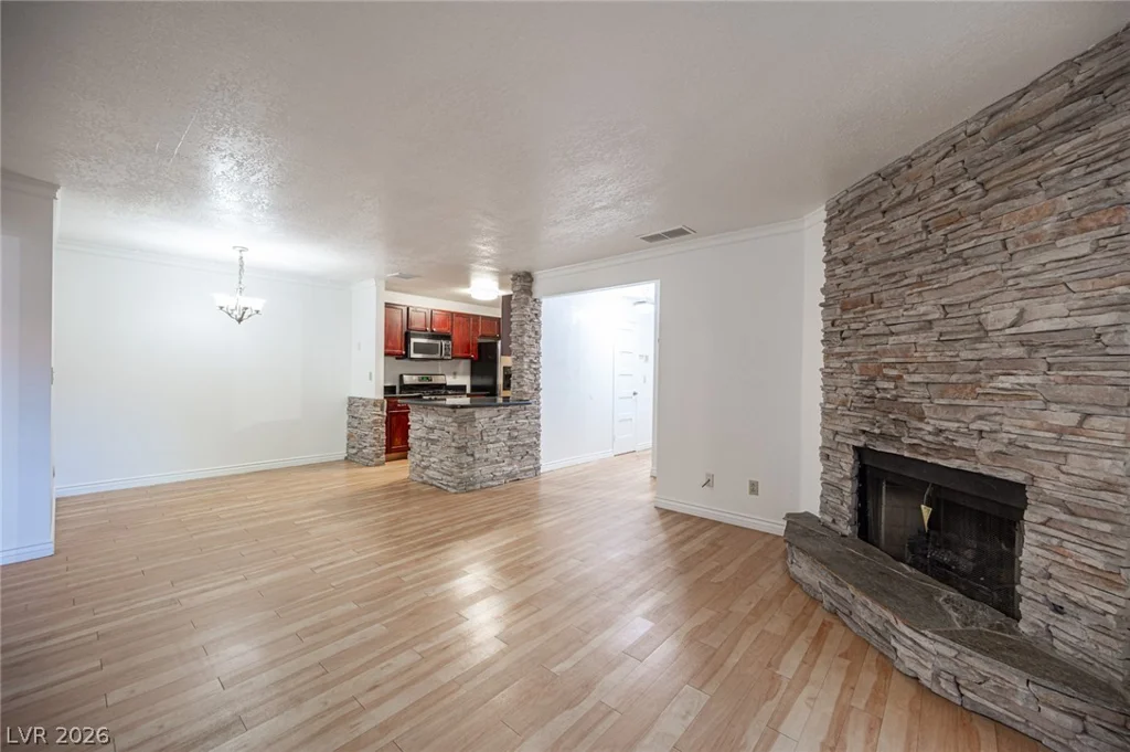 2200 Fort Apache, Las Vegas, NV 89117