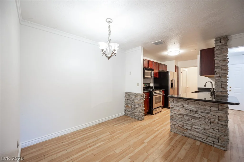 2200 Fort Apache, Las Vegas, NV 89117