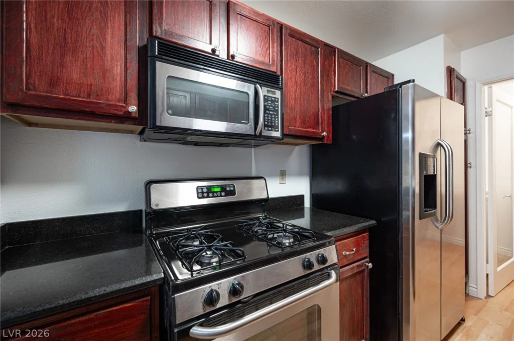2200 Fort Apache, Las Vegas, NV 89117