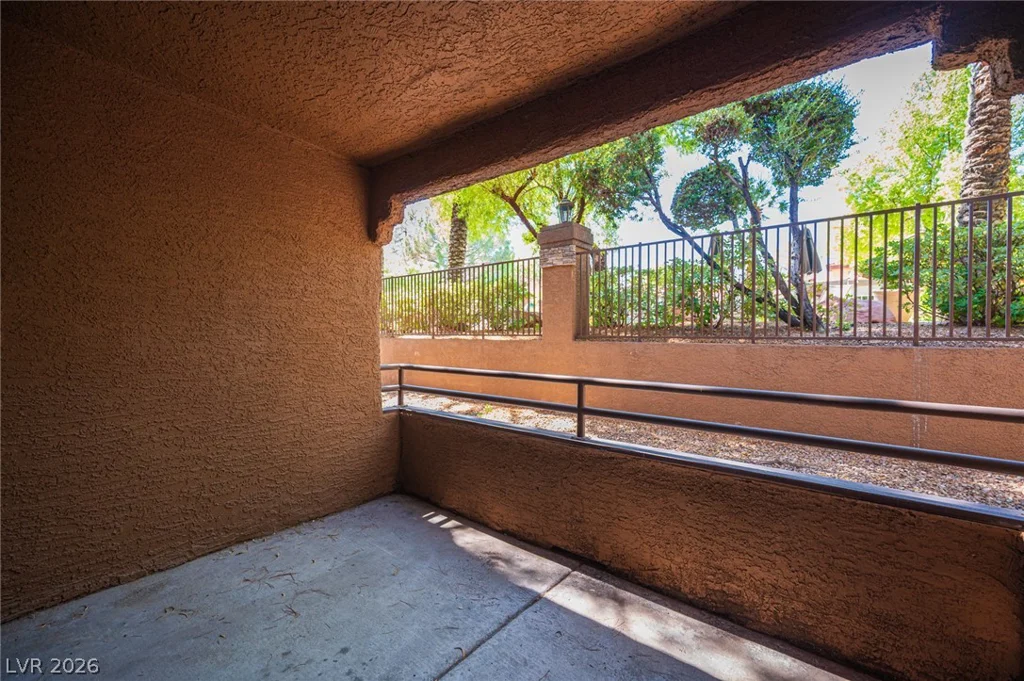2200 Fort Apache, Las Vegas, NV 89117