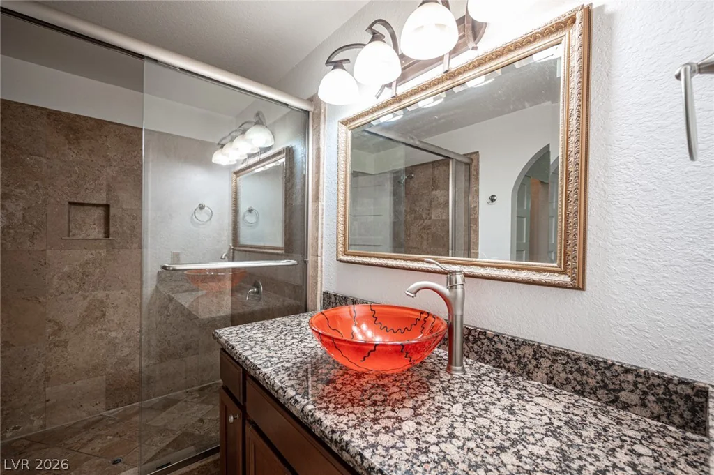 2200 Fort Apache, Las Vegas, NV 89117