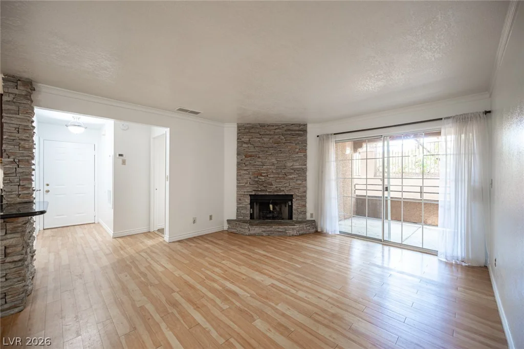 2200 Fort Apache, Las Vegas, NV 89117