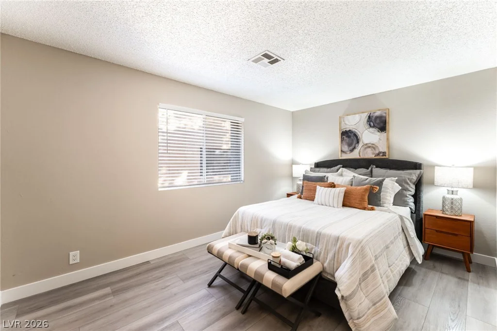 3151 Soaring Gulls, Las Vegas, NV 89128