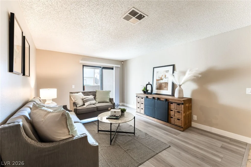 3151 Soaring Gulls, Las Vegas, NV 89128