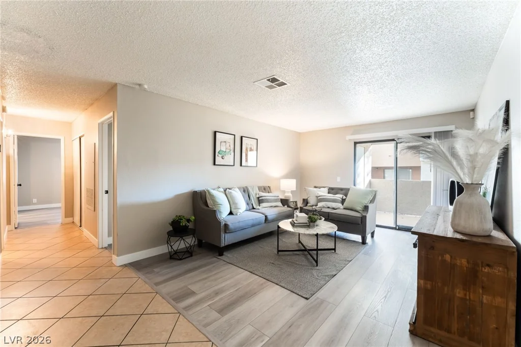 3151 Soaring Gulls, Las Vegas, NV 89128