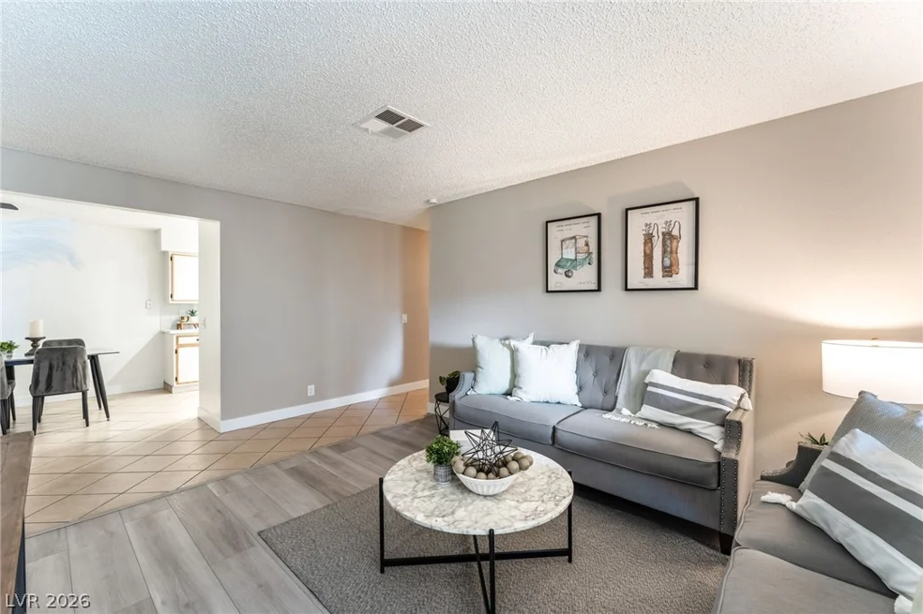 3151 Soaring Gulls, Las Vegas, NV 89128