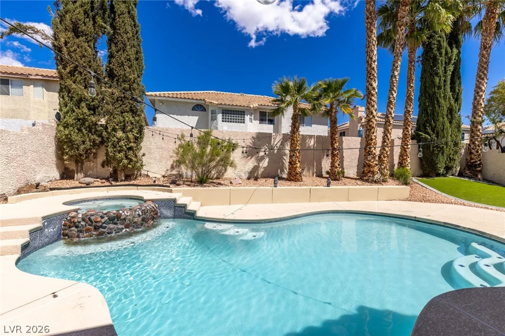 9312 Angelfish, Las Vegas, NV 89117
