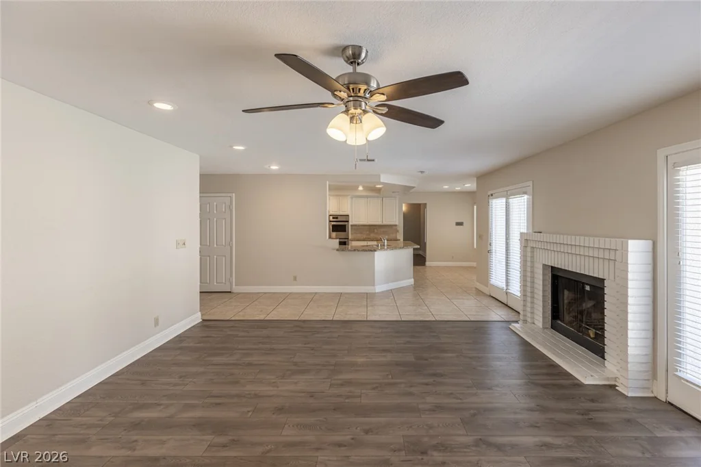 9312 Angelfish, Las Vegas, NV 89117