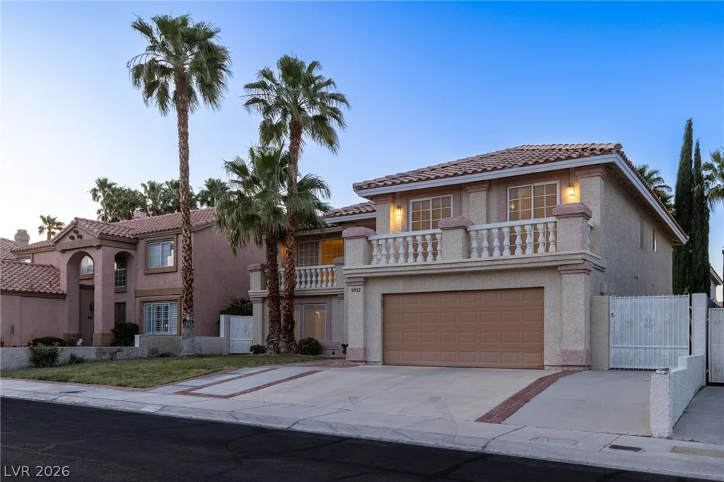 9312 Angelfish, Las Vegas, NV 89117