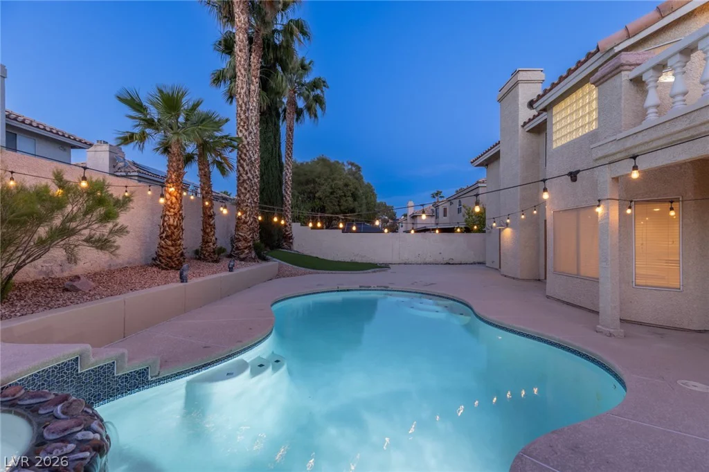 9312 Angelfish, Las Vegas, NV 89117