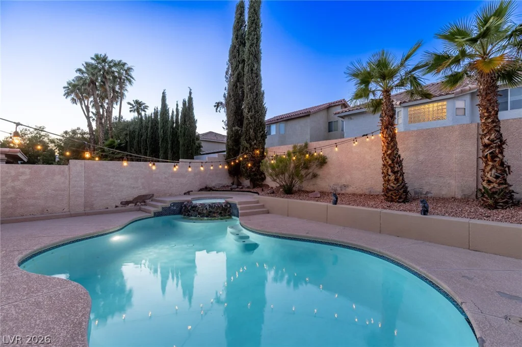 9312 Angelfish, Las Vegas, NV 89117