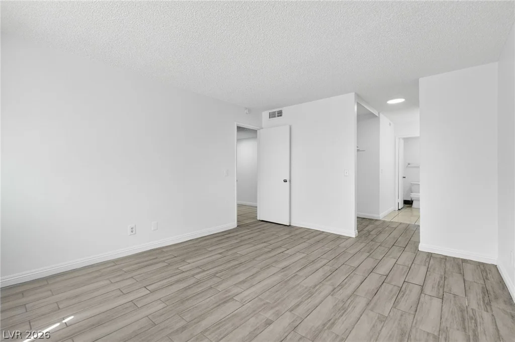 1405 Vegas Valley, Las Vegas, NV 89169