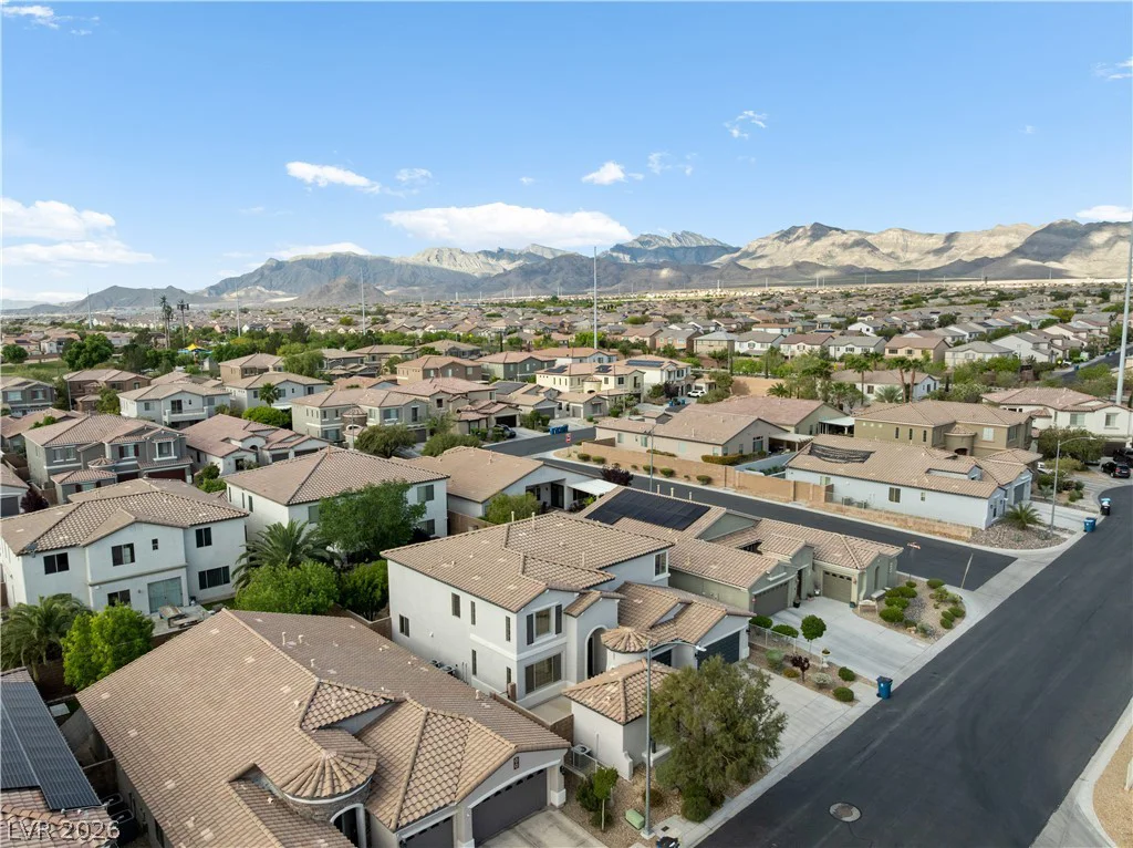 10009 Artistic Walk, Las Vegas, NV 89149